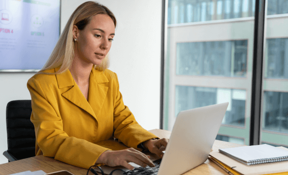 A professional delivering Academic translation in Texas research papers, ensuring accuracy and institutional compliance.