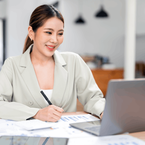 A translator attaches the USCIS certification letter to Chinese Translation Services in Texas for an approved packet.